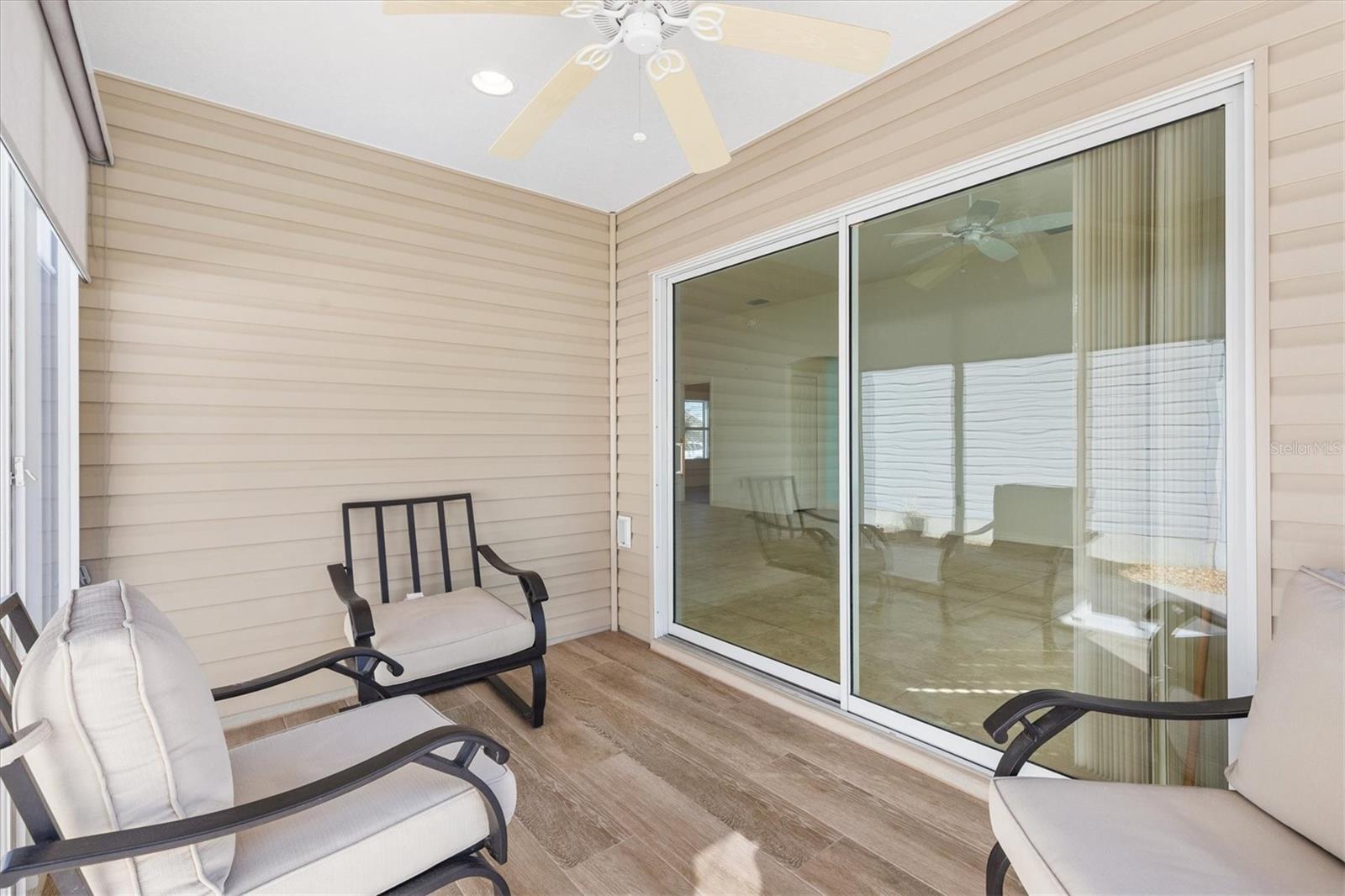 Image 35 of 39 For 2610 Lindewood Street