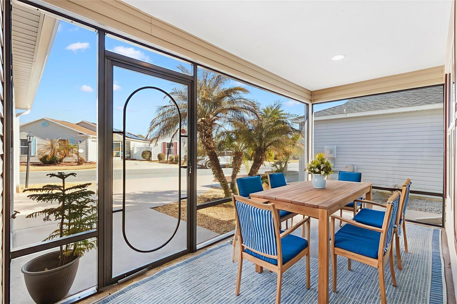 Image 4 of 39 For 2610 Lindewood Street