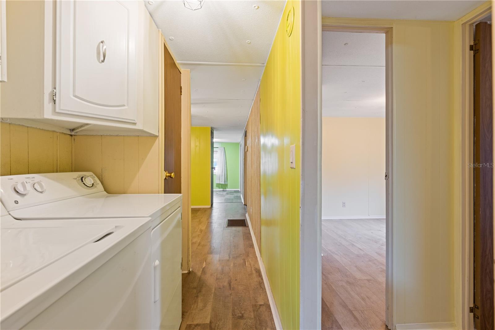 Image 25 of 29 For 16760 102nd Avenue Road