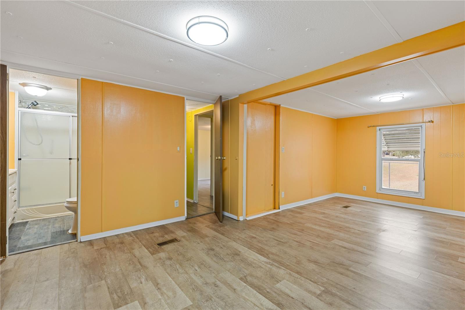 Image 28 of 29 For 16760 102nd Avenue Road