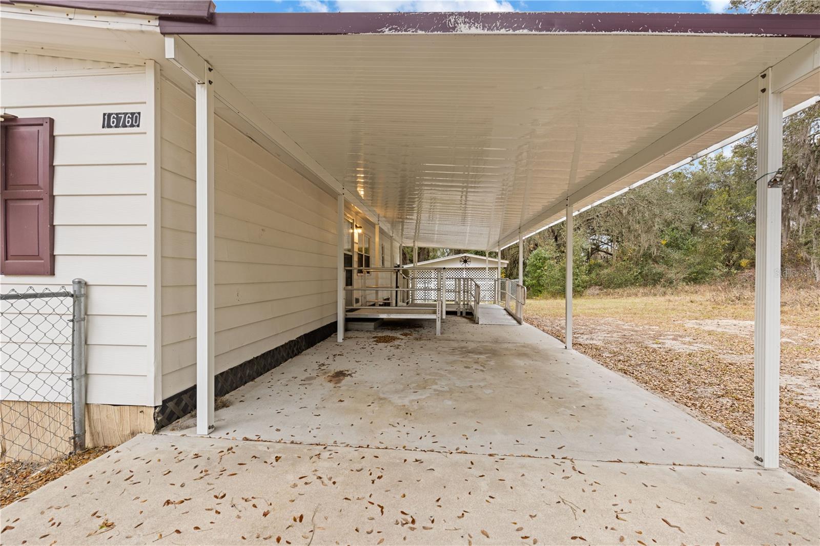 Image 3 of 29 For 16760 102nd Avenue Road