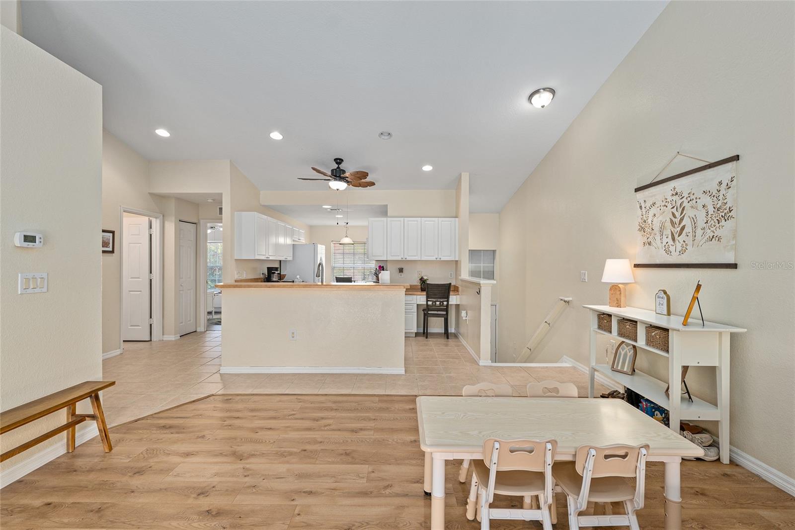 Image 14 of 42 For 5436 Admiral Way 2