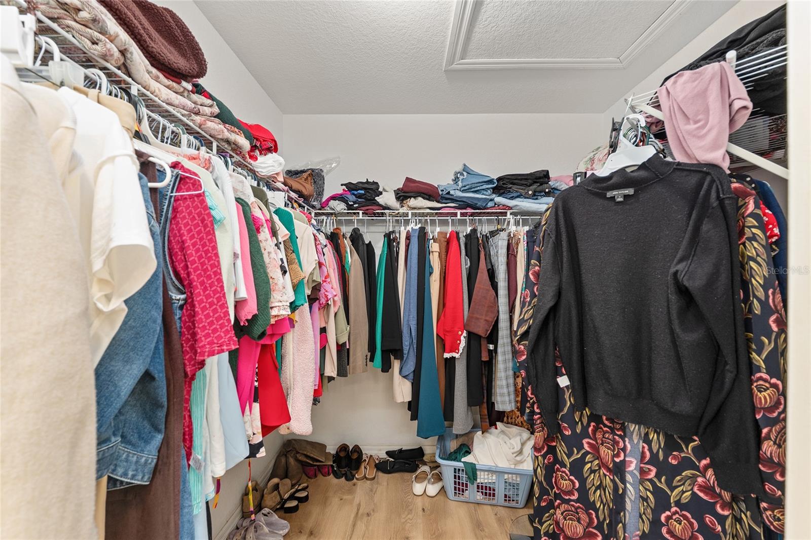 Image 23 of 42 For 5436 Admiral Way 2