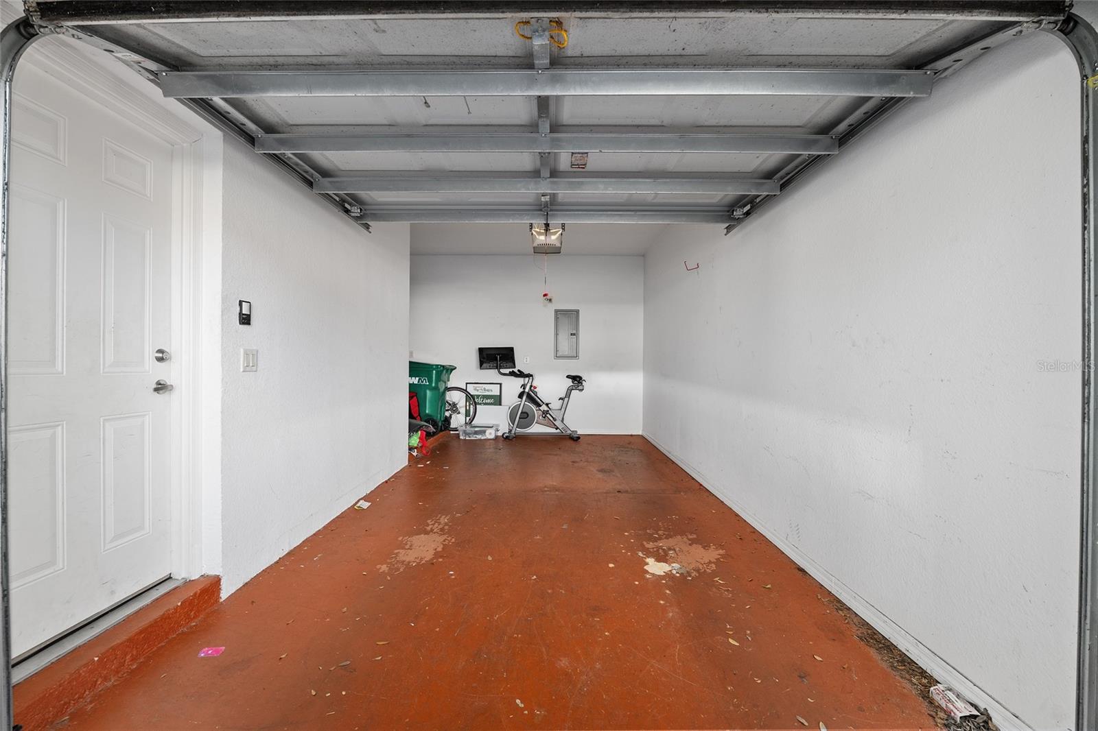 Image 31 of 42 For 5436 Admiral Way 2