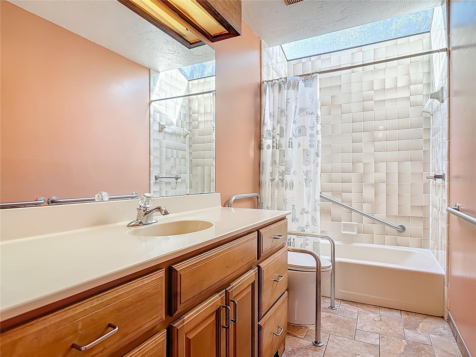 Image 33 of 45 For 65 Elmwood Trail