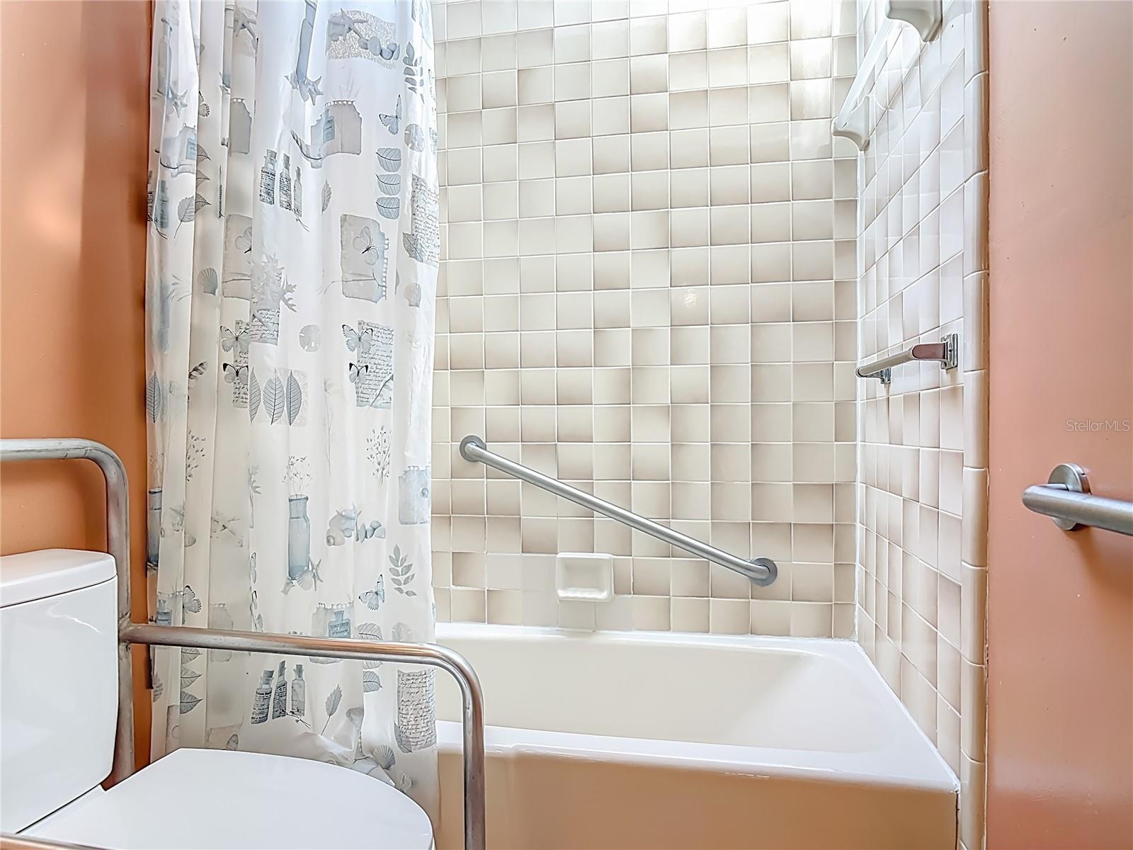 Image 34 of 45 For 65 Elmwood Trail