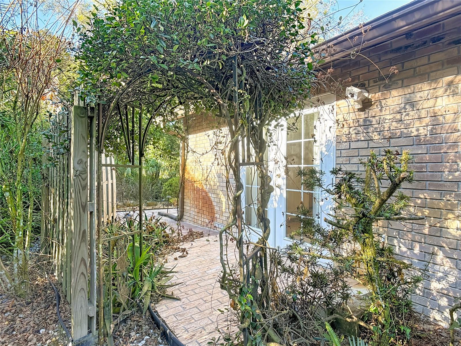 Image 39 of 45 For 65 Elmwood Trail