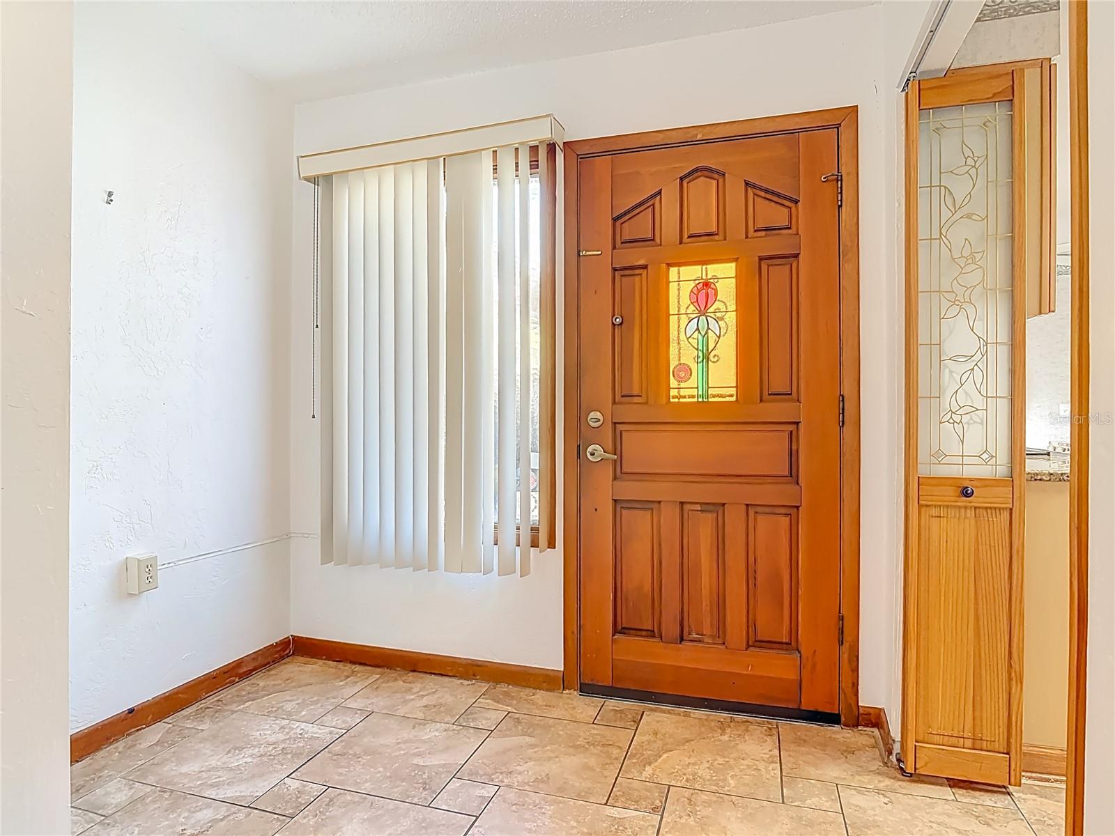 Image 4 of 45 For 65 Elmwood Trail