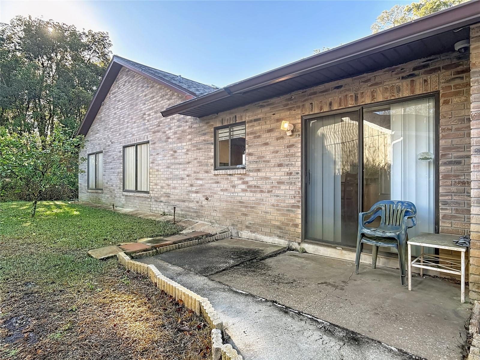 Image 40 of 45 For 65 Elmwood Trail