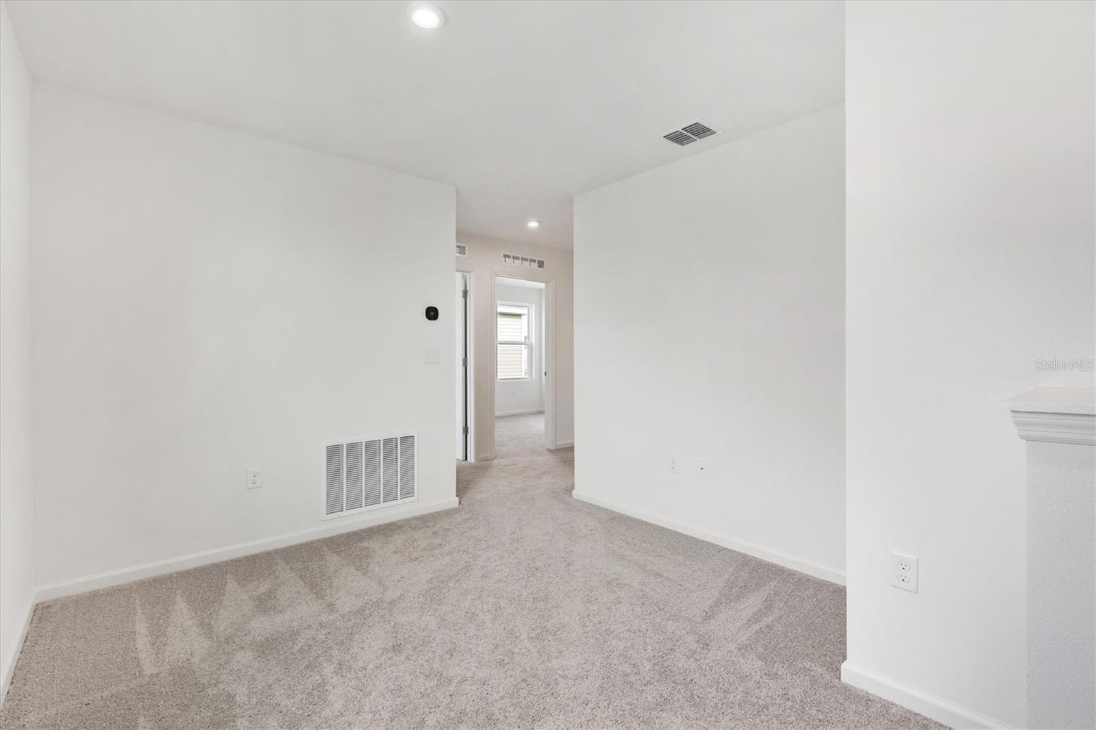 Image 13 of 27 For 1941 Iowa Drive