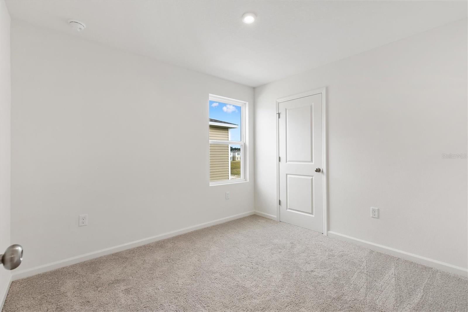 Image 19 of 27 For 1941 Iowa Drive