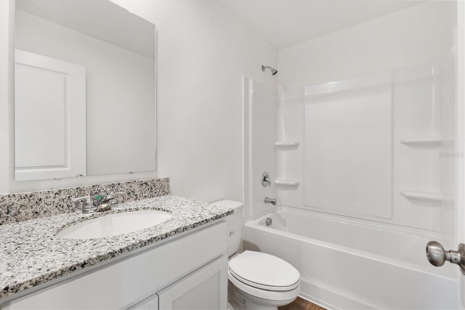 Image 21 of 27 For 1941 Iowa Drive