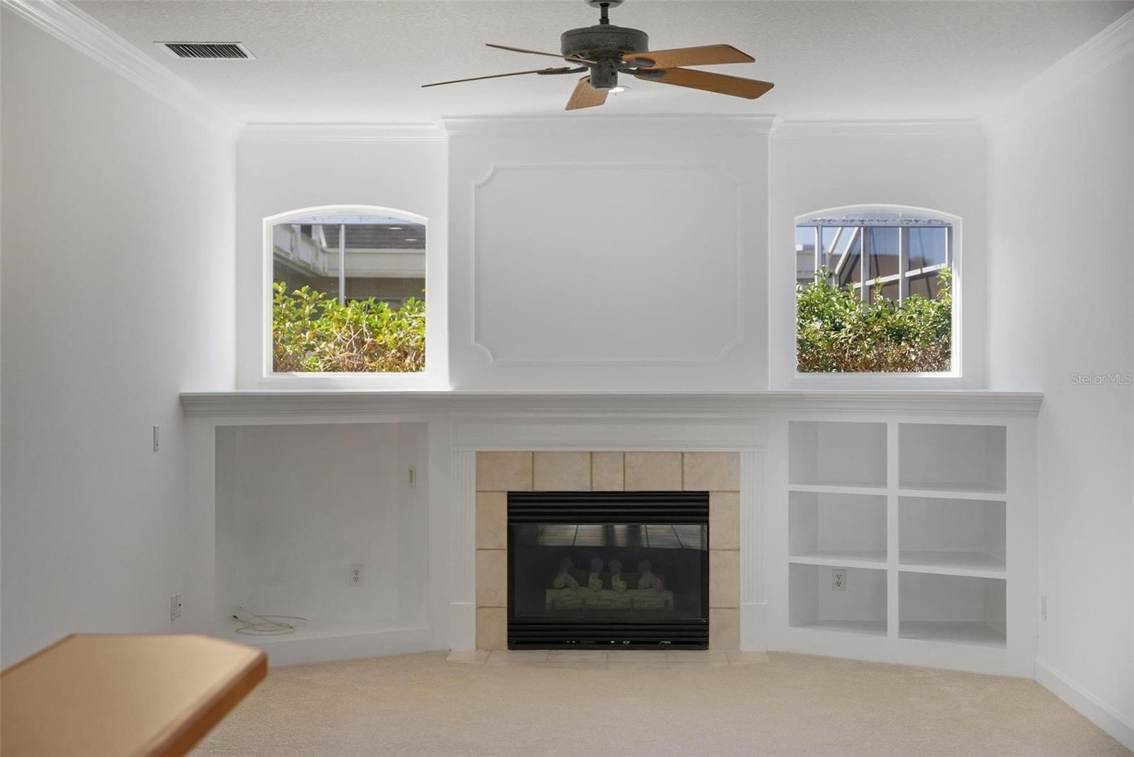 Image 11 of 97 For 19337 Spring Oak Drive