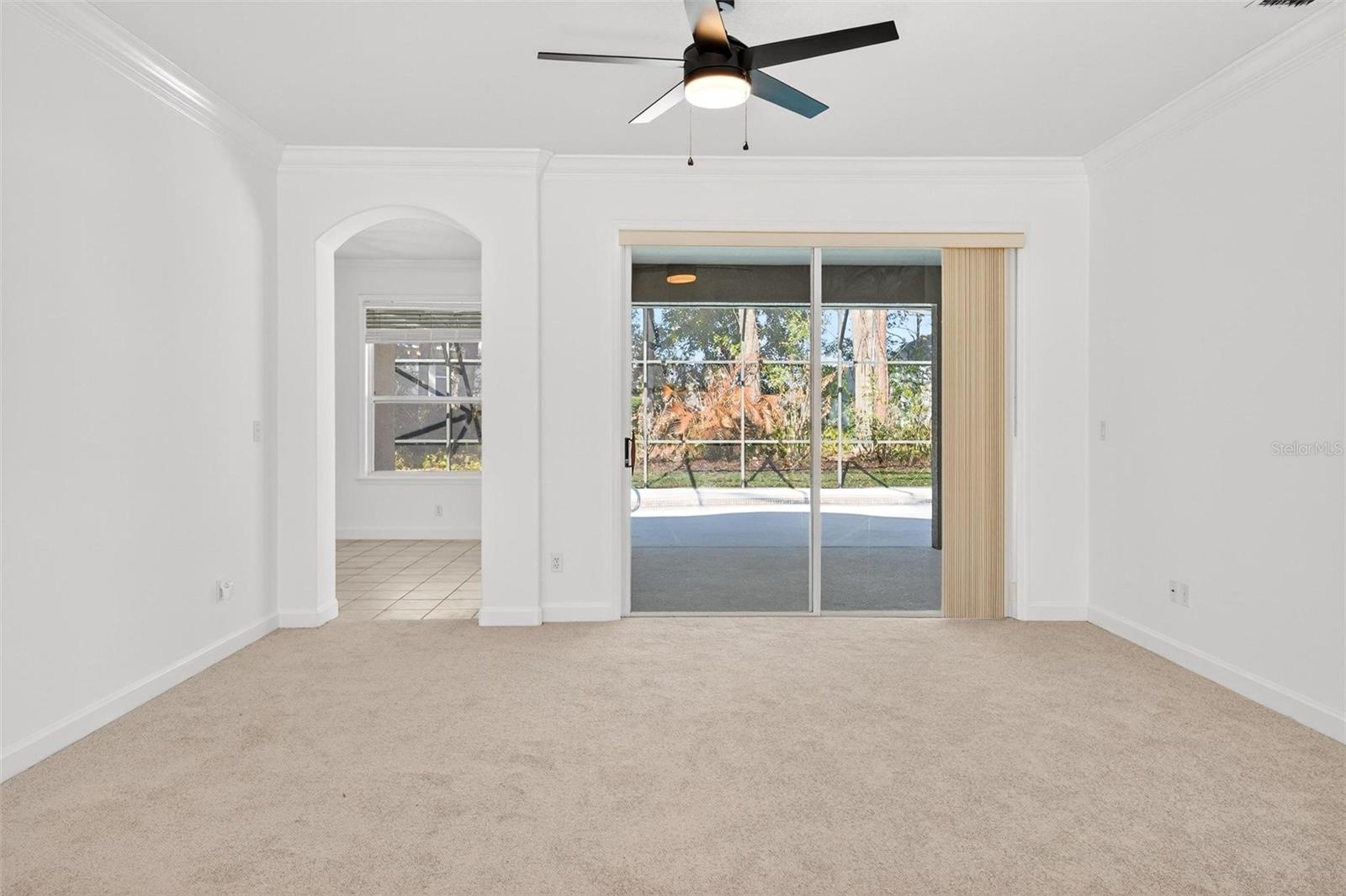 Image 20 of 97 For 19337 Spring Oak Drive