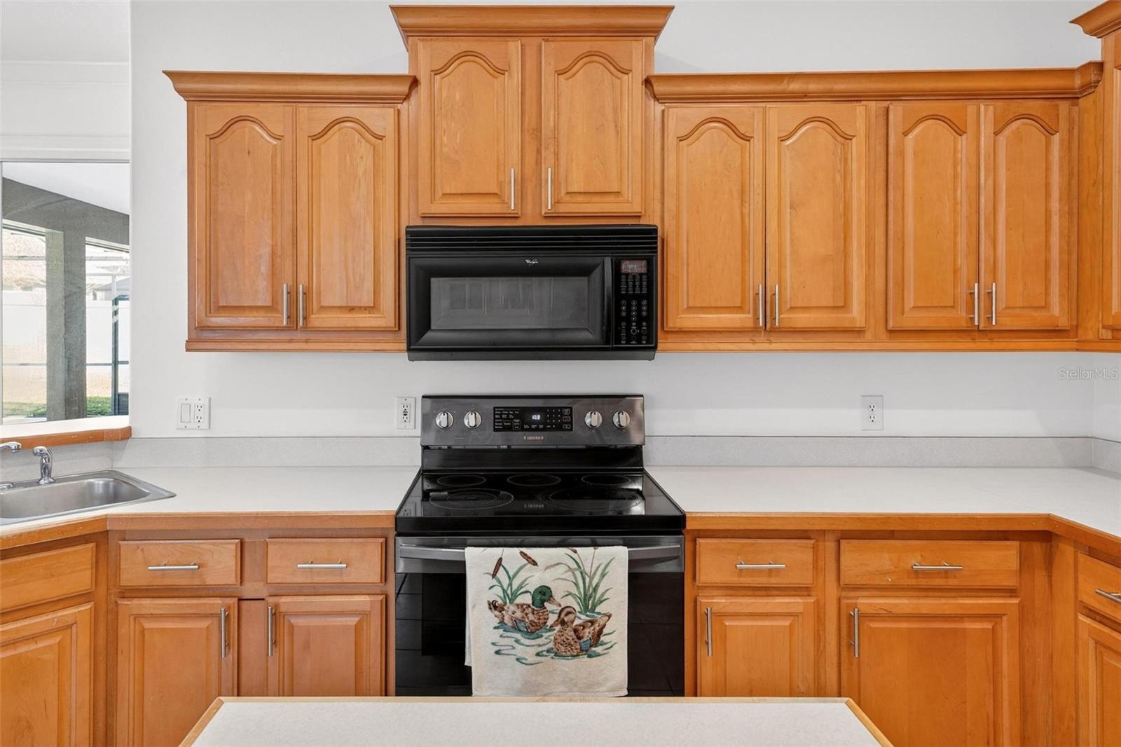 Image 28 of 97 For 19337 Spring Oak Drive