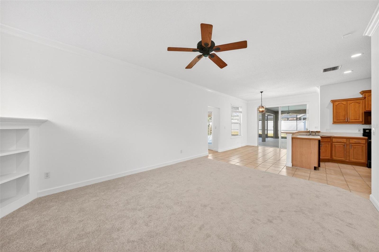 Image 34 of 97 For 19337 Spring Oak Drive