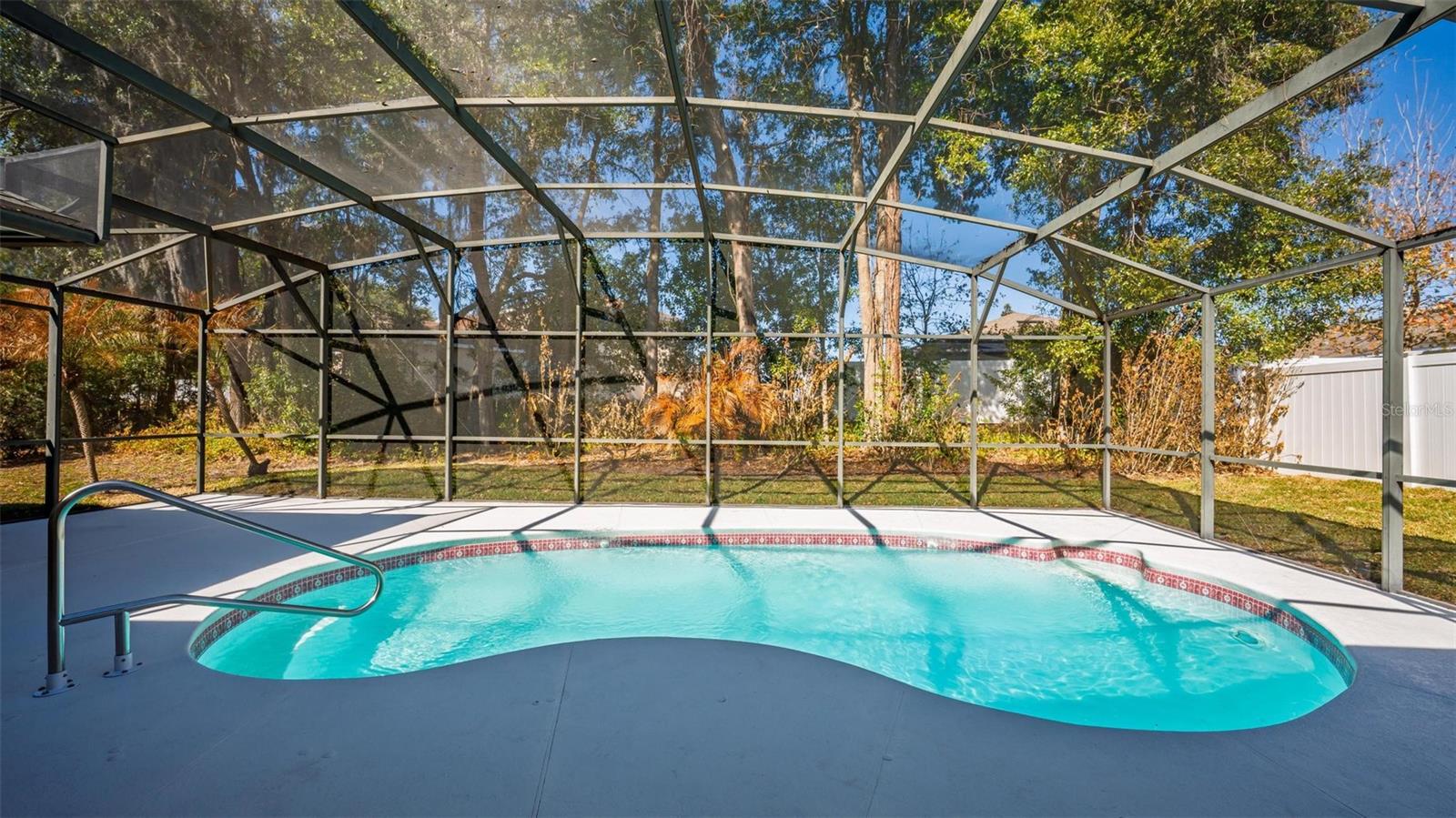 Image 80 of 97 For 19337 Spring Oak Drive