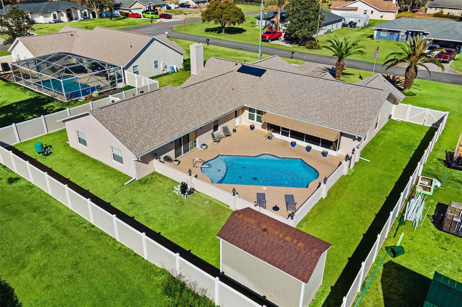 Listing photo id 1 for 450 55th Street