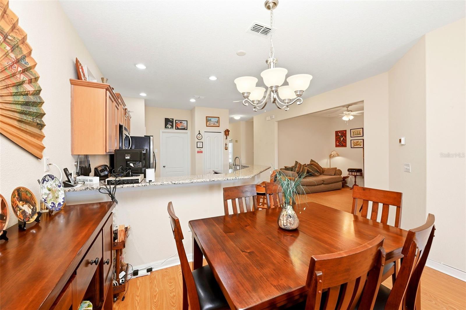 Image 17 of 57 For 3632 Solana Circle B