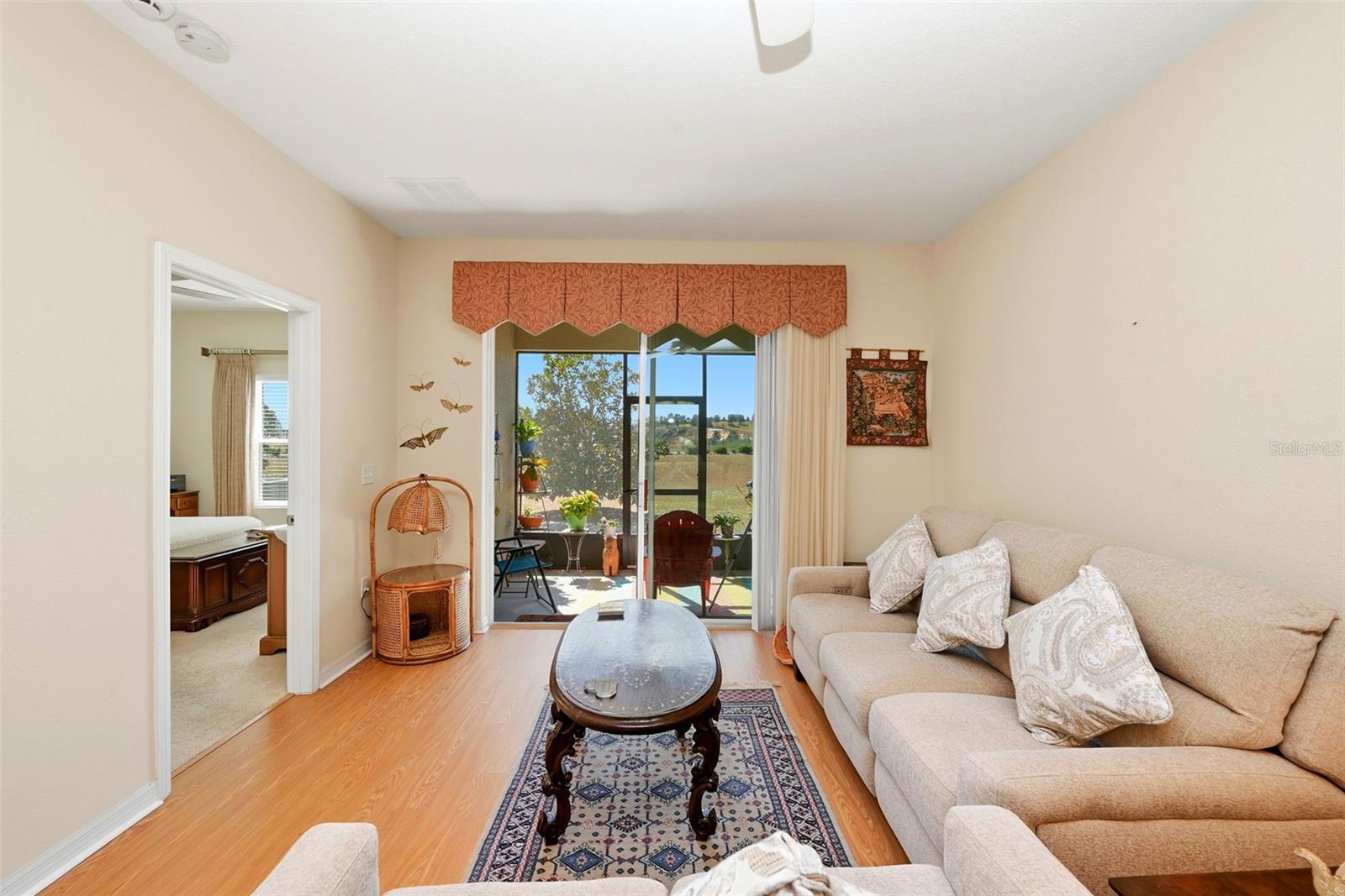 Image 21 of 57 For 3632 Solana Circle B