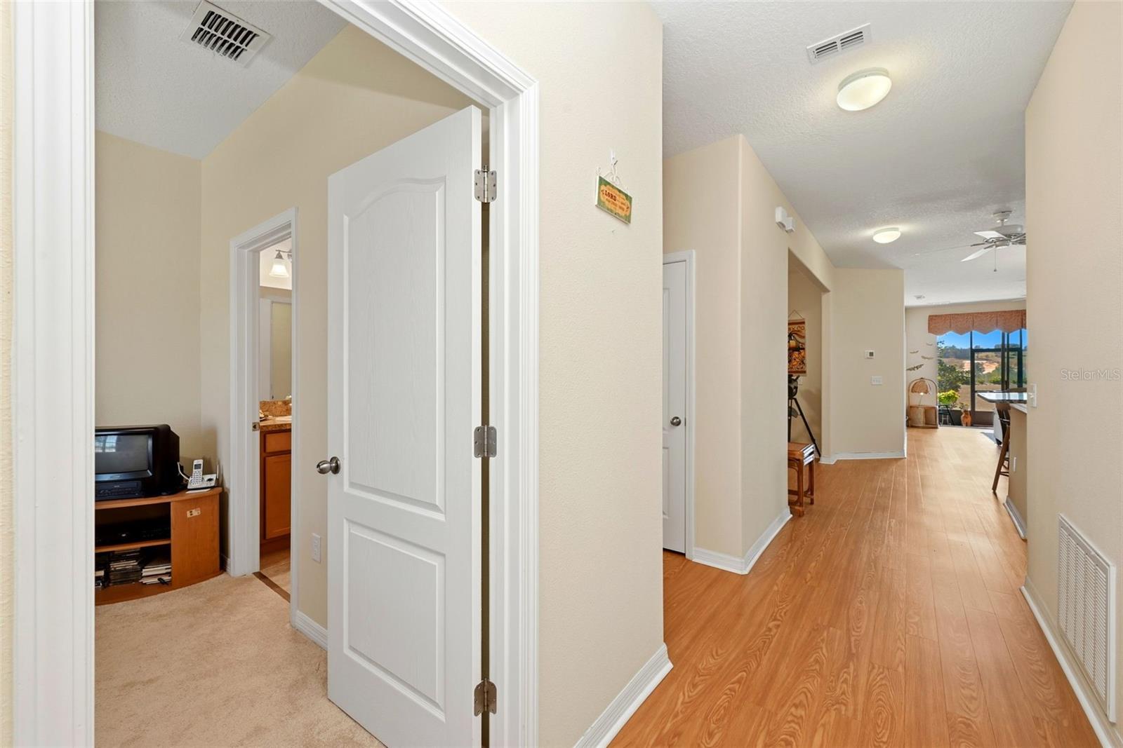 Image 4 of 57 For 3632 Solana Circle B