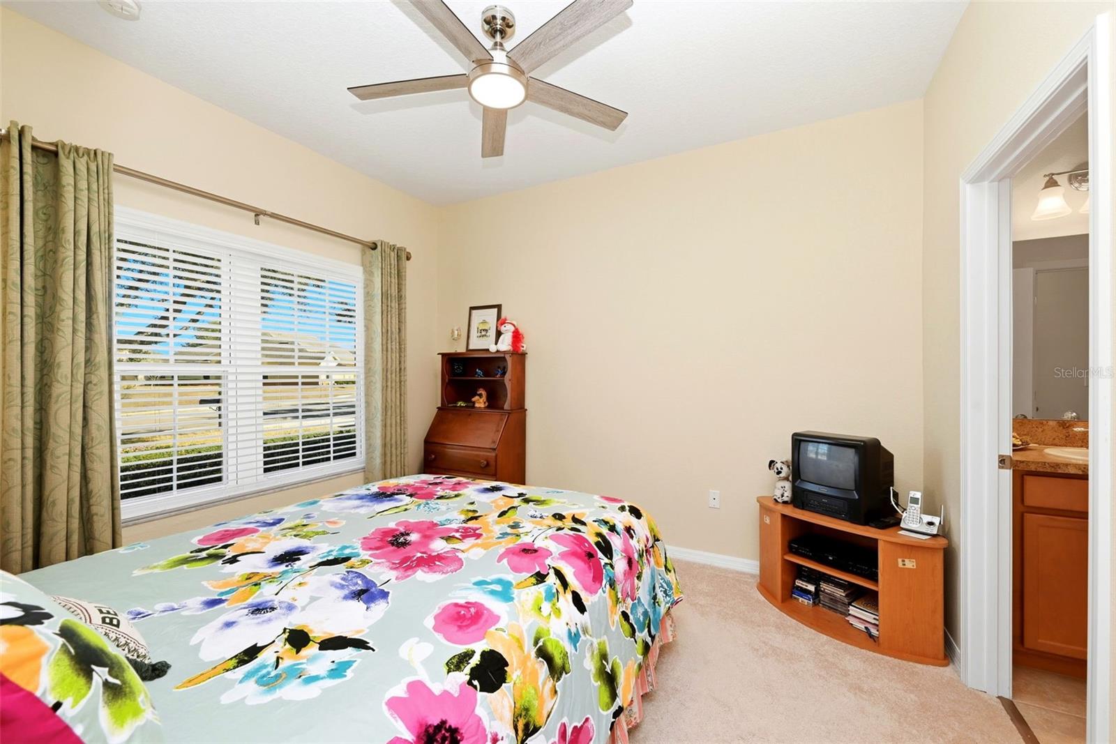 Image 5 of 57 For 3632 Solana Circle B