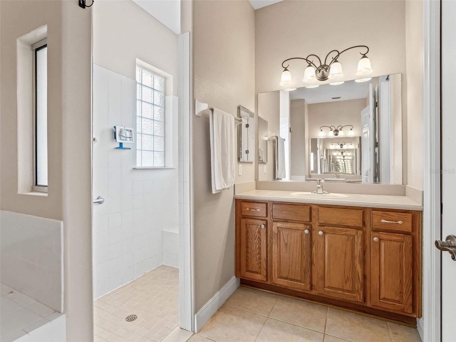 Image 23 of 46 For 5236 Island Terrace Court