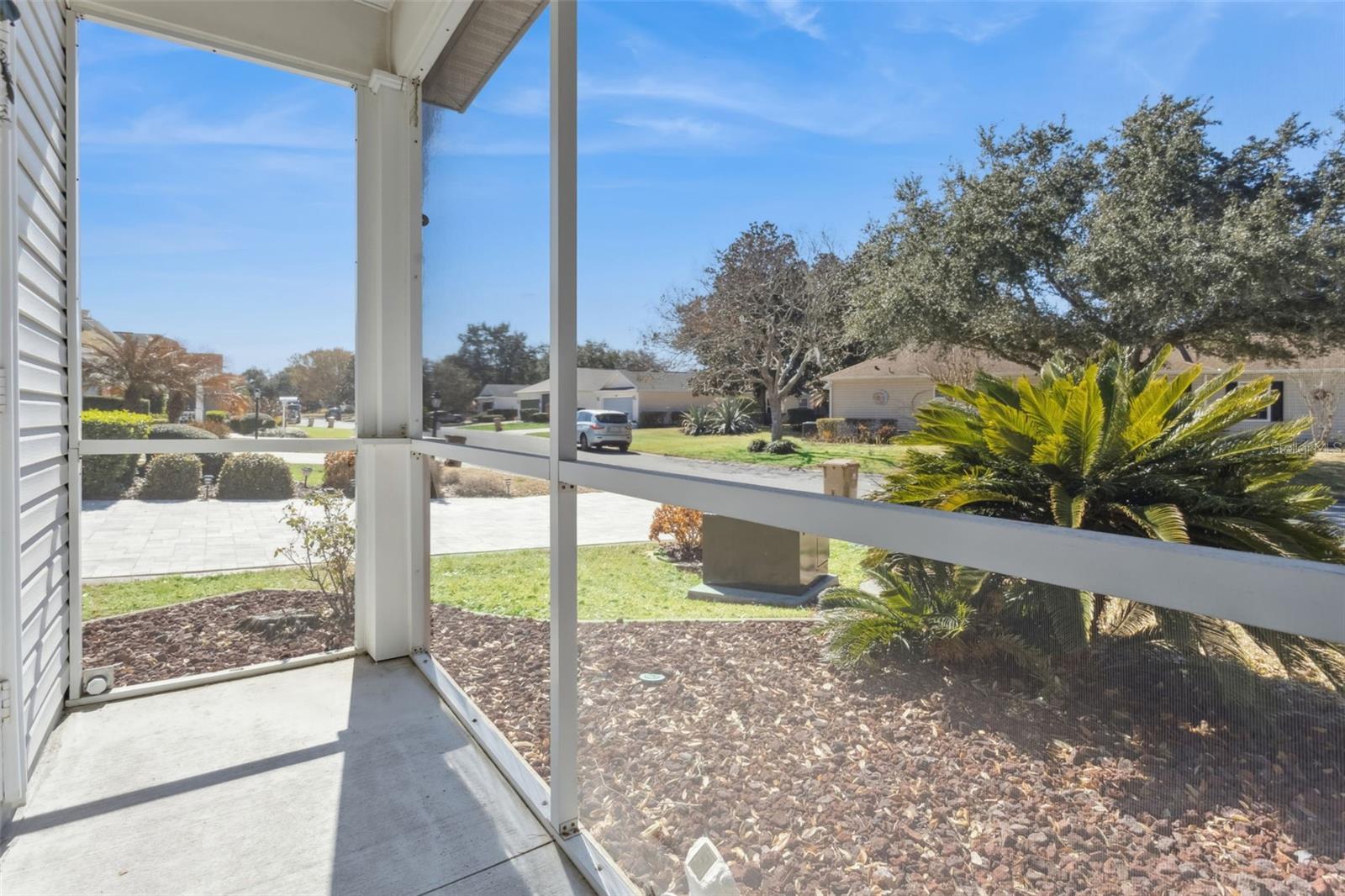 Image 21 of 41 For 25239 Cranes Roost Circle