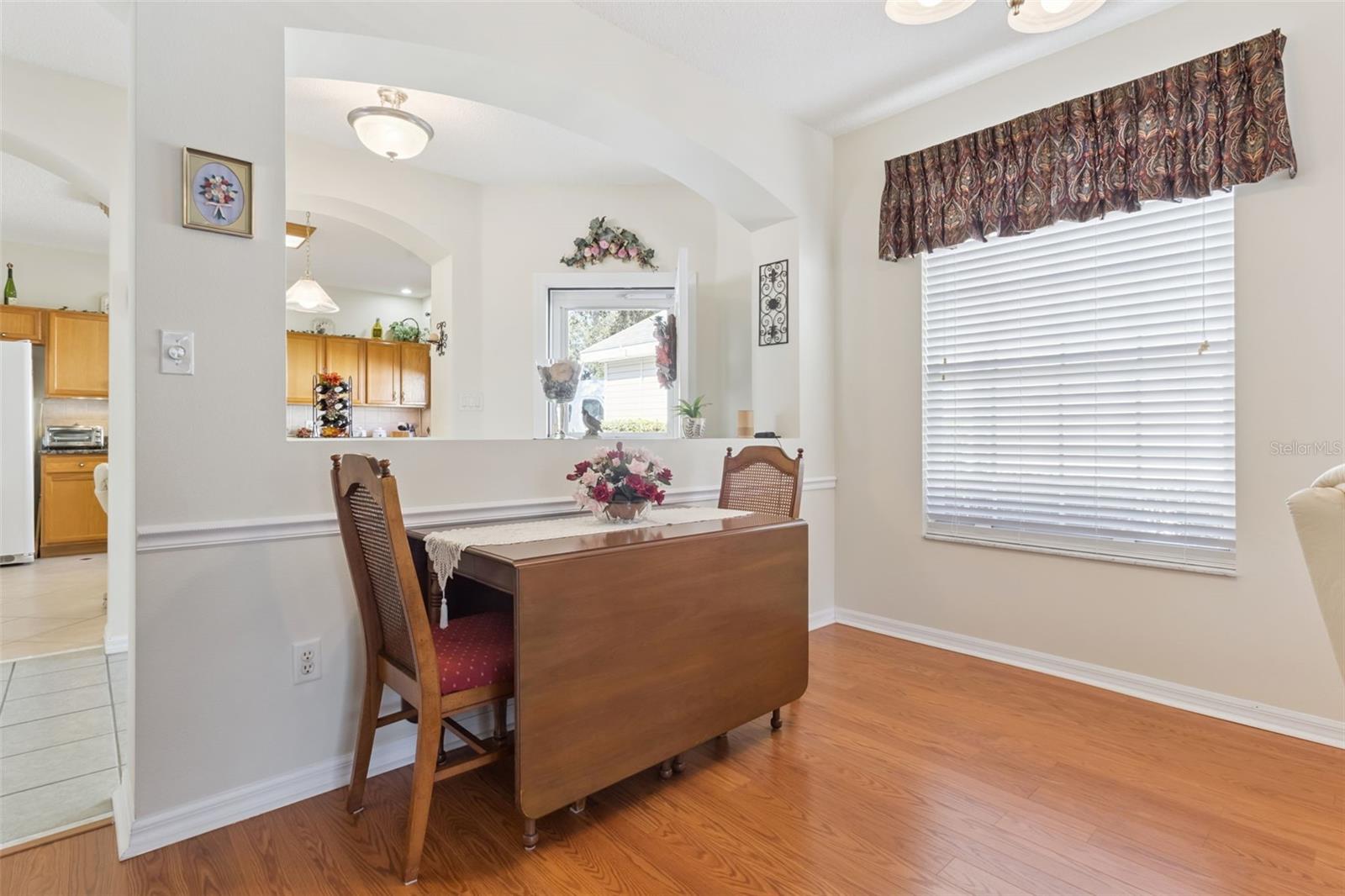 Image 9 of 41 For 25239 Cranes Roost Circle