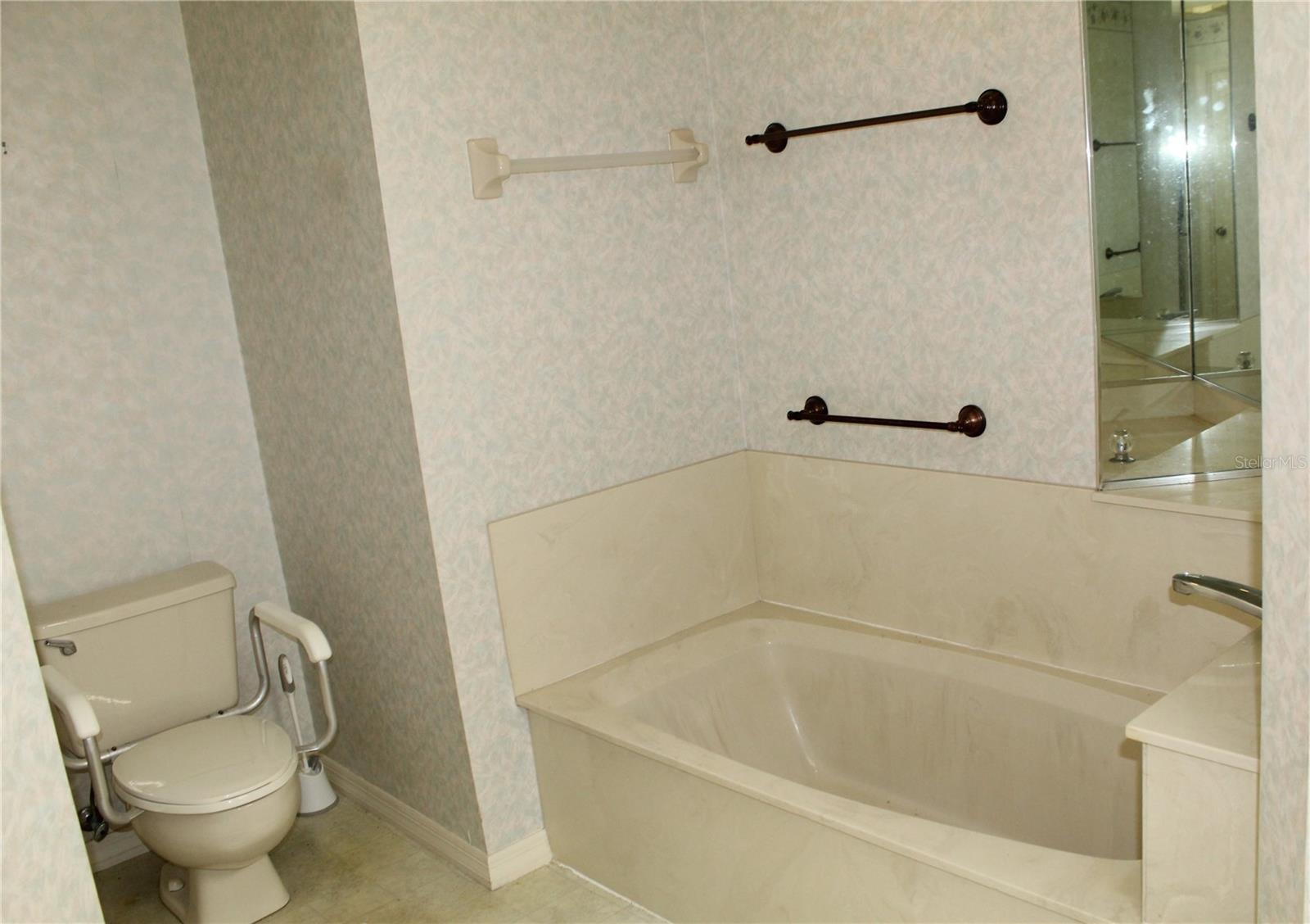 Image 31 of 53 For 38901 Ella Drive