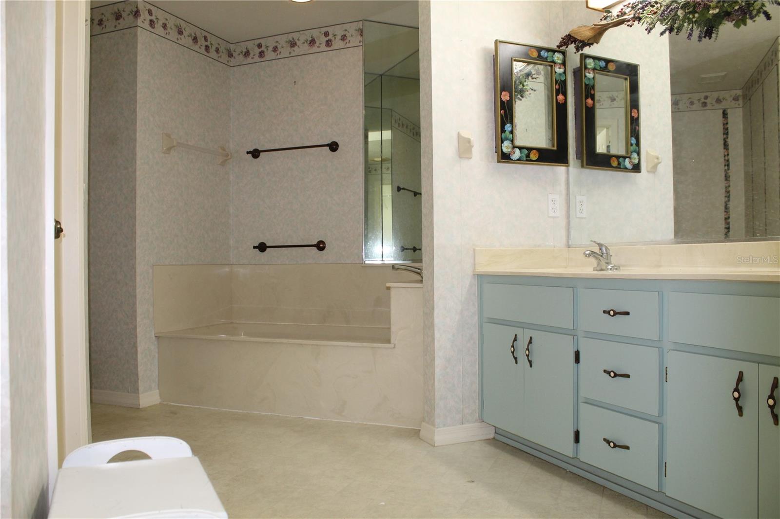 Image 35 of 53 For 38901 Ella Drive