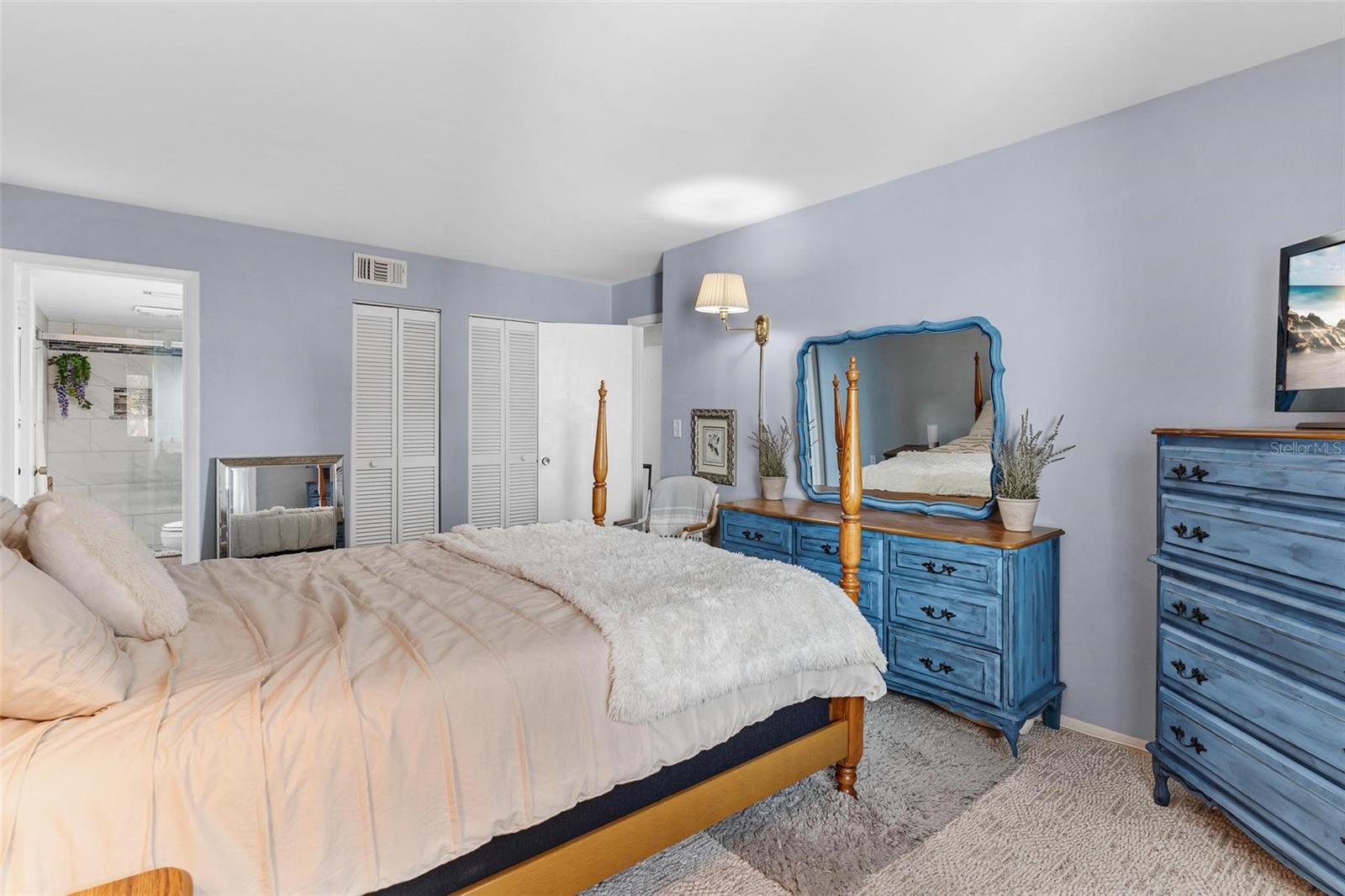 Image 21 of 37 For 574 Midway Drive B