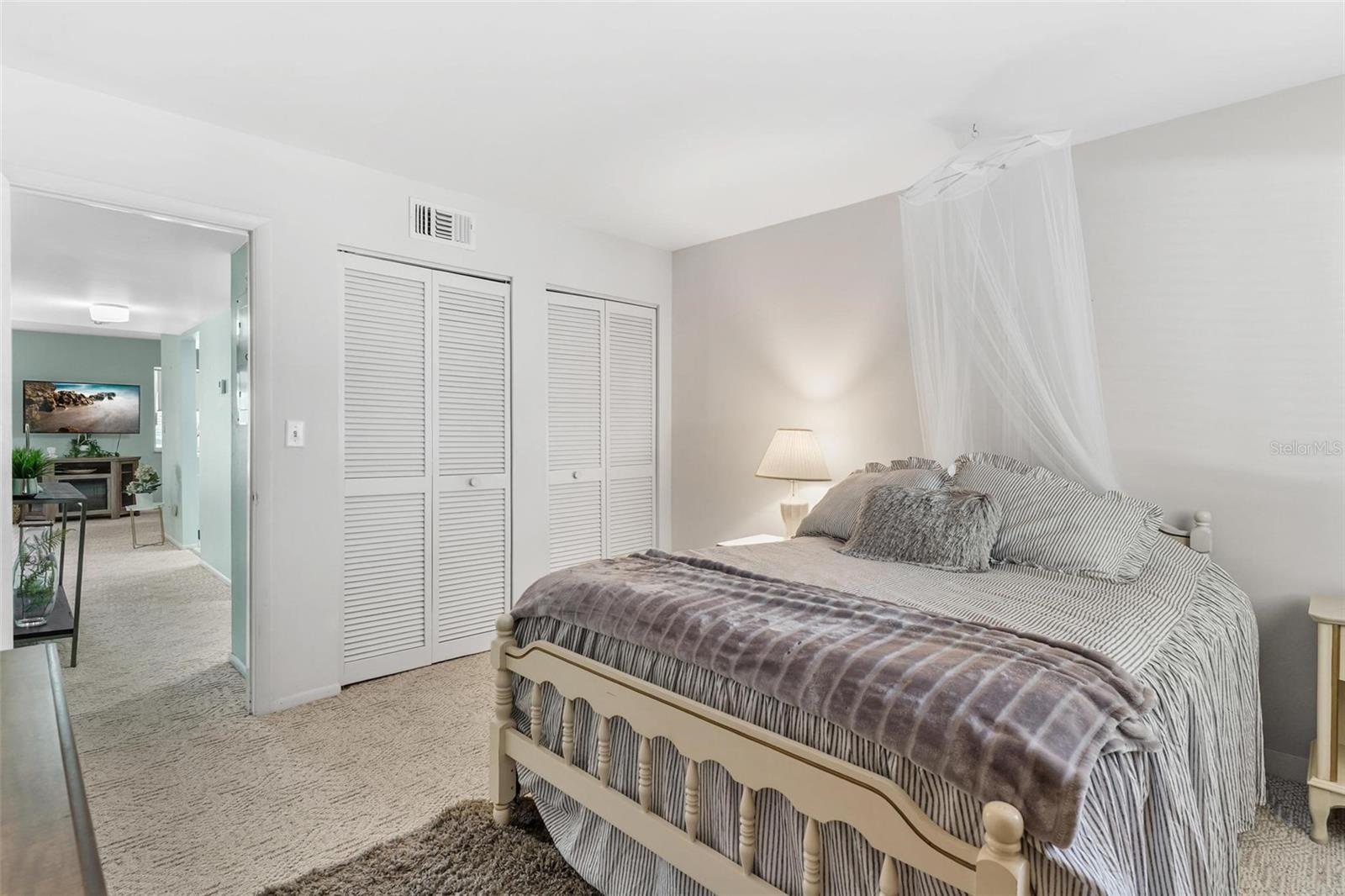 Image 24 of 37 For 574 Midway Drive B