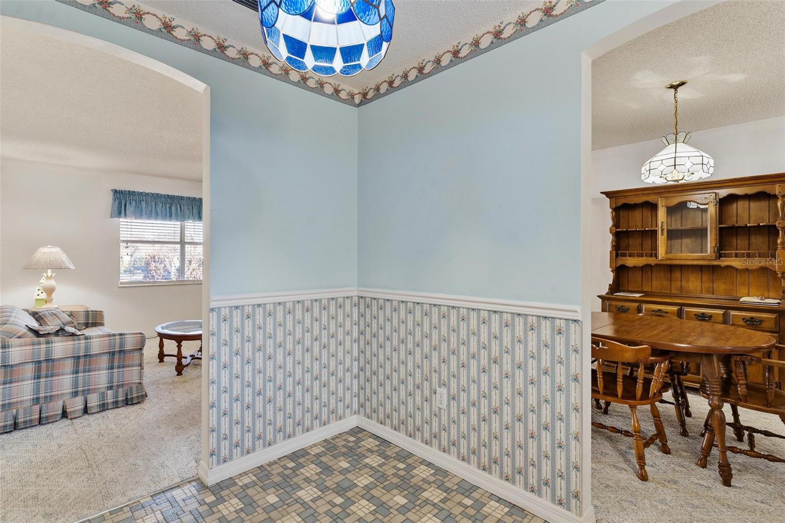 Image 12 of 39 For 620 Prado Drive