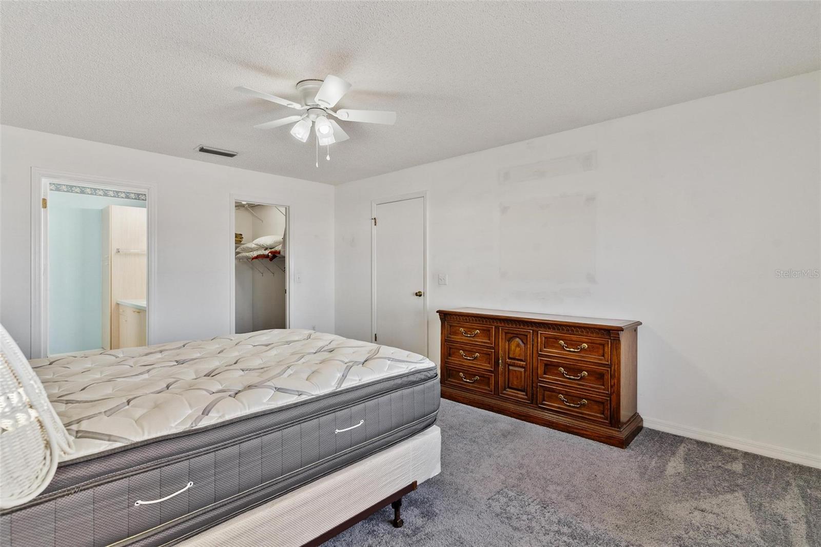 Image 16 of 39 For 620 Prado Drive