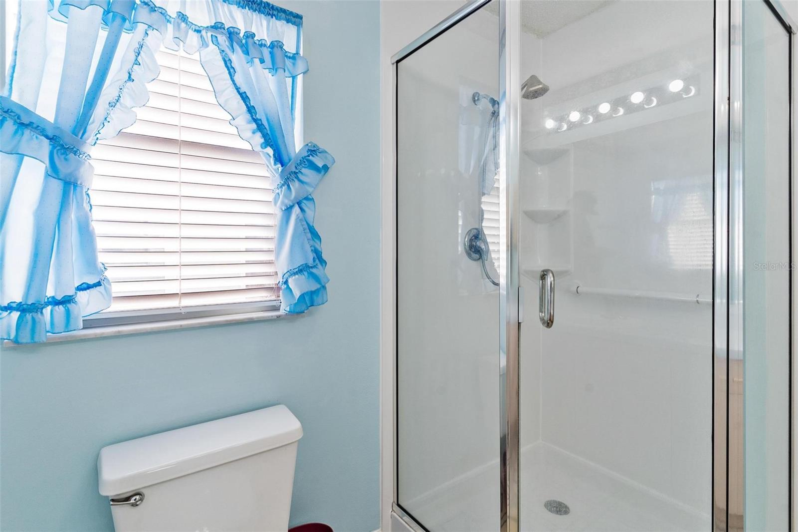 Image 18 of 39 For 620 Prado Drive