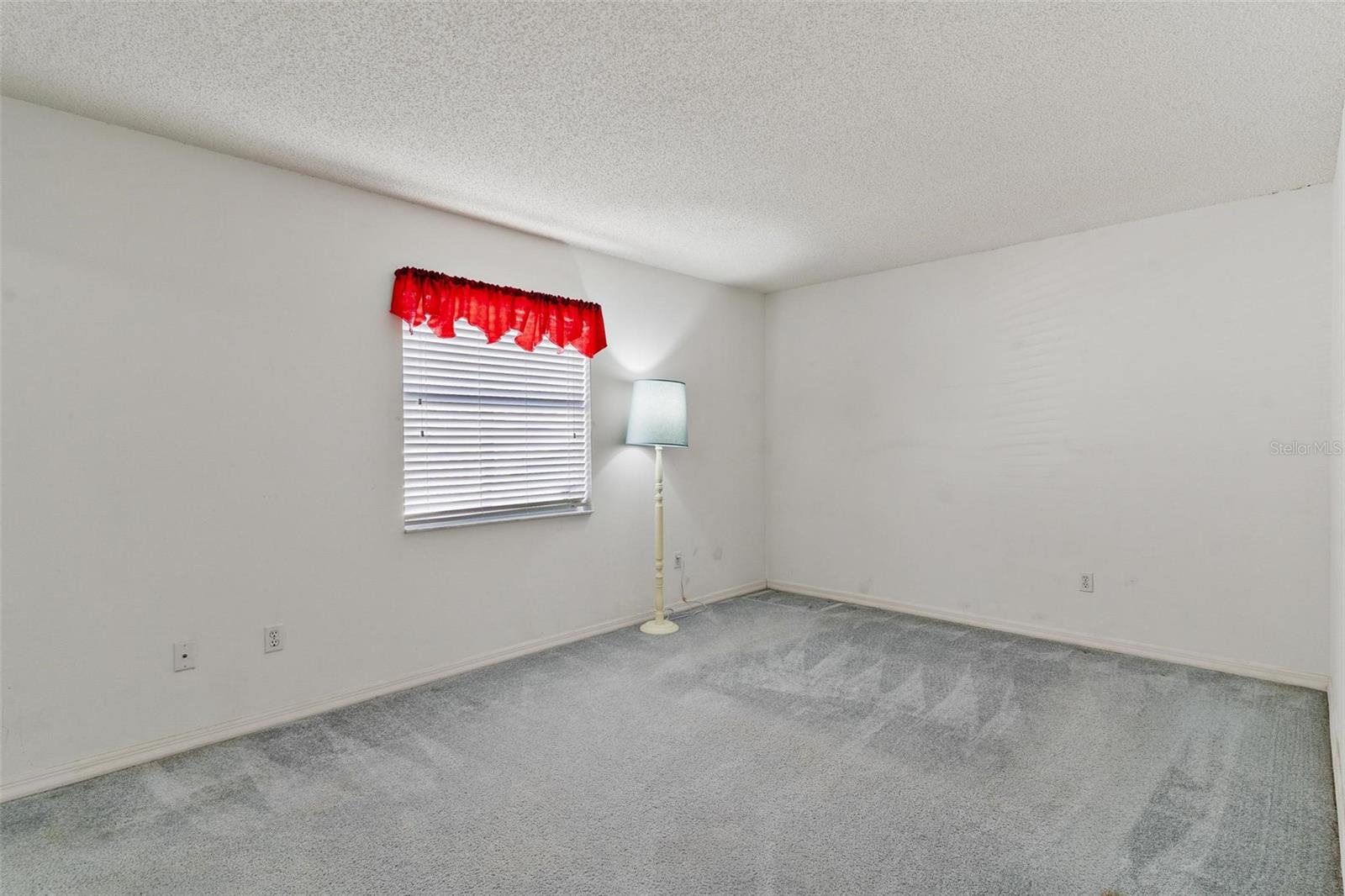 Image 20 of 39 For 620 Prado Drive