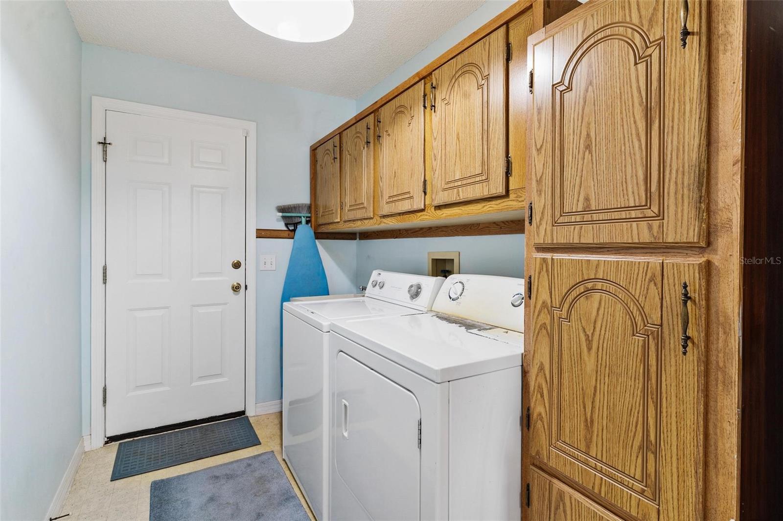 Image 25 of 39 For 620 Prado Drive