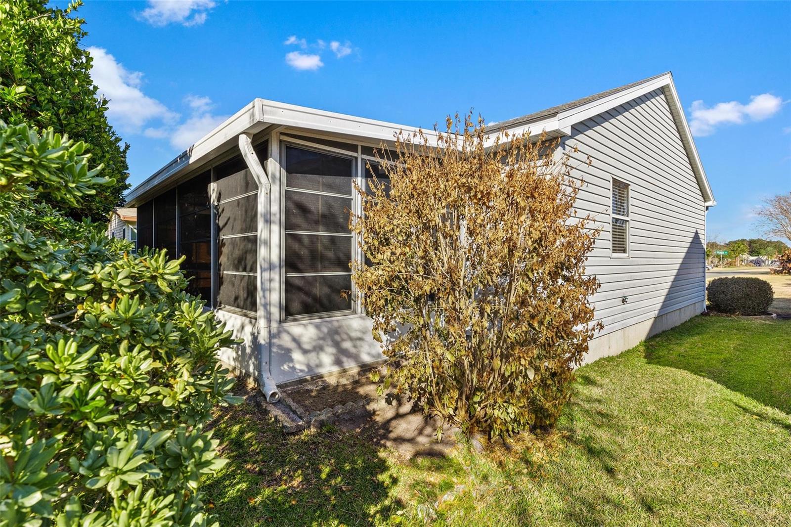 Image 30 of 39 For 620 Prado Drive