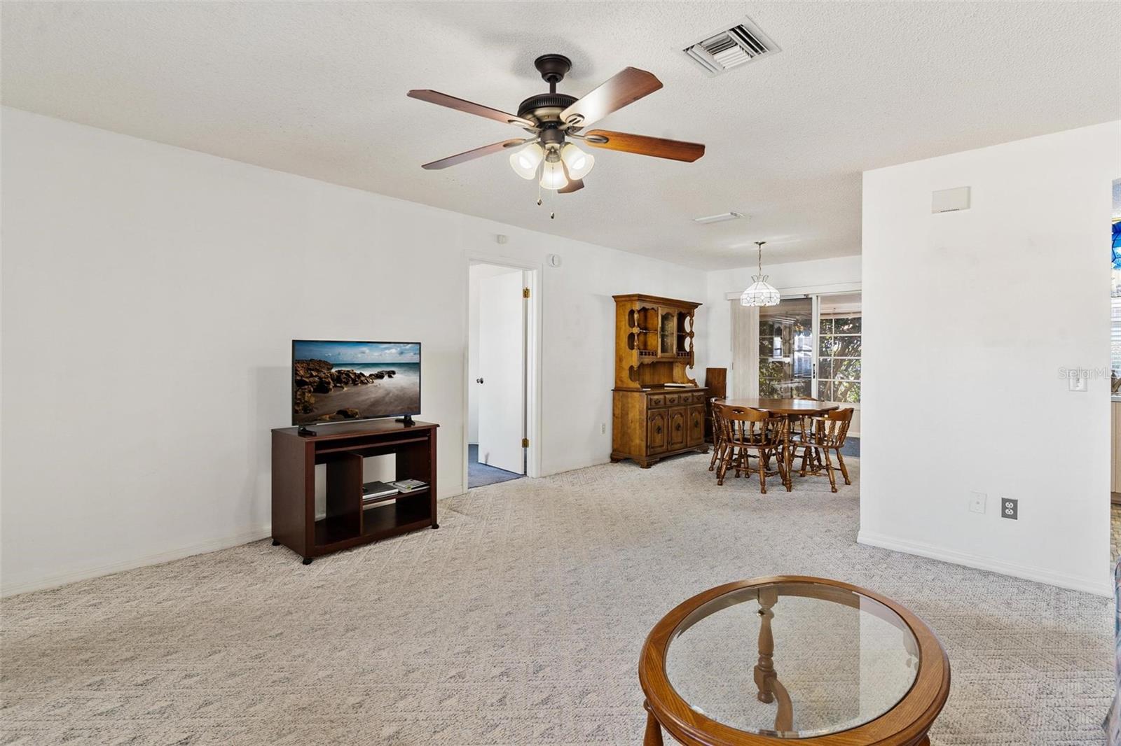 Image 6 of 39 For 620 Prado Drive