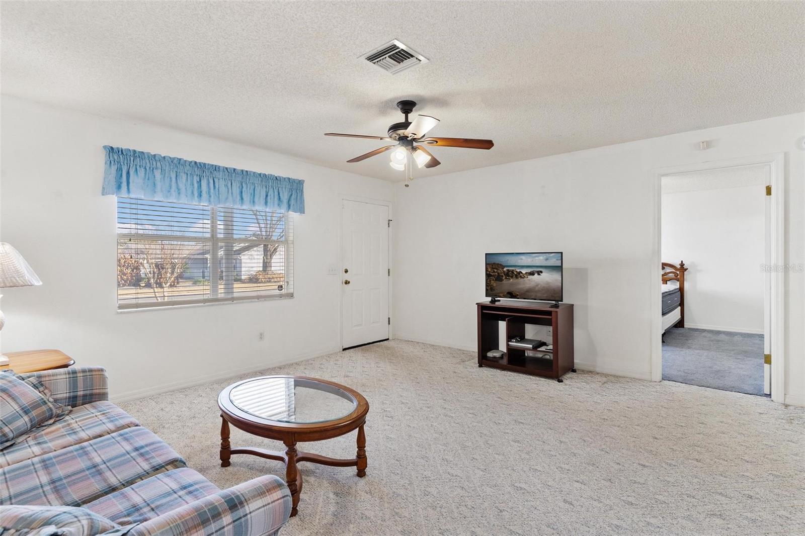 Image 7 of 39 For 620 Prado Drive