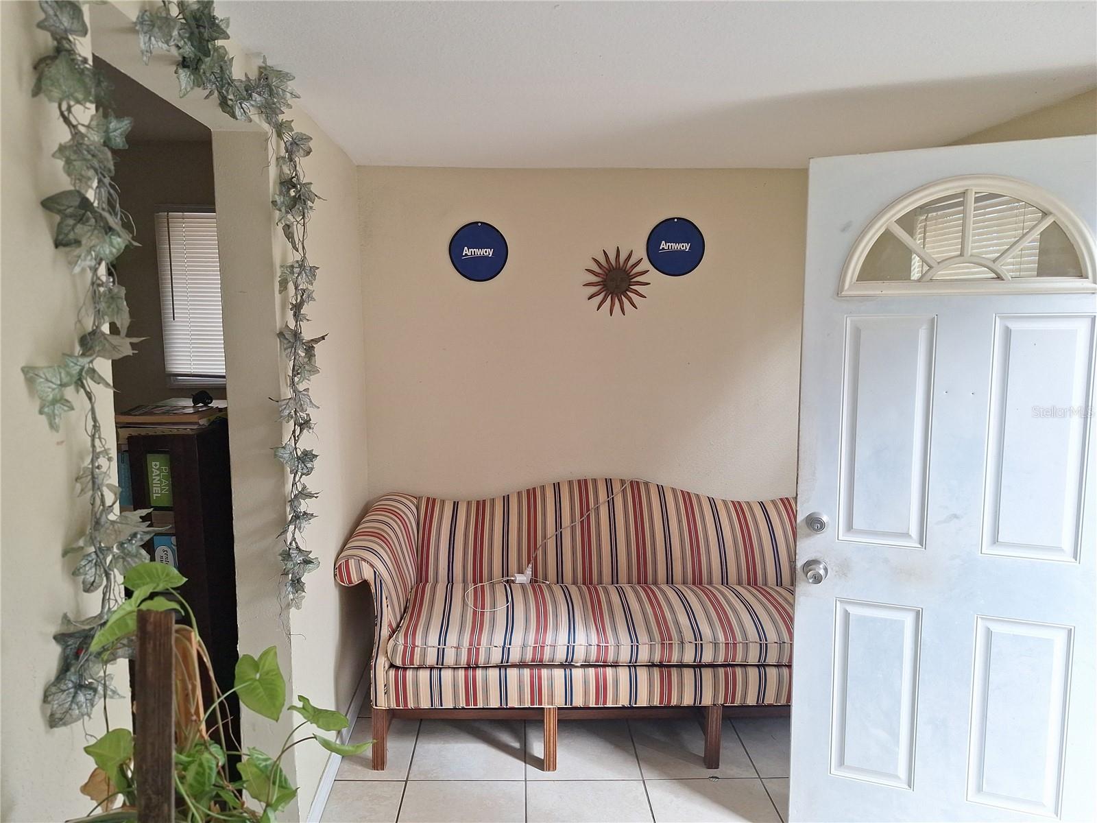 Image 5 of 7 For 2306 Edgewater Avenue