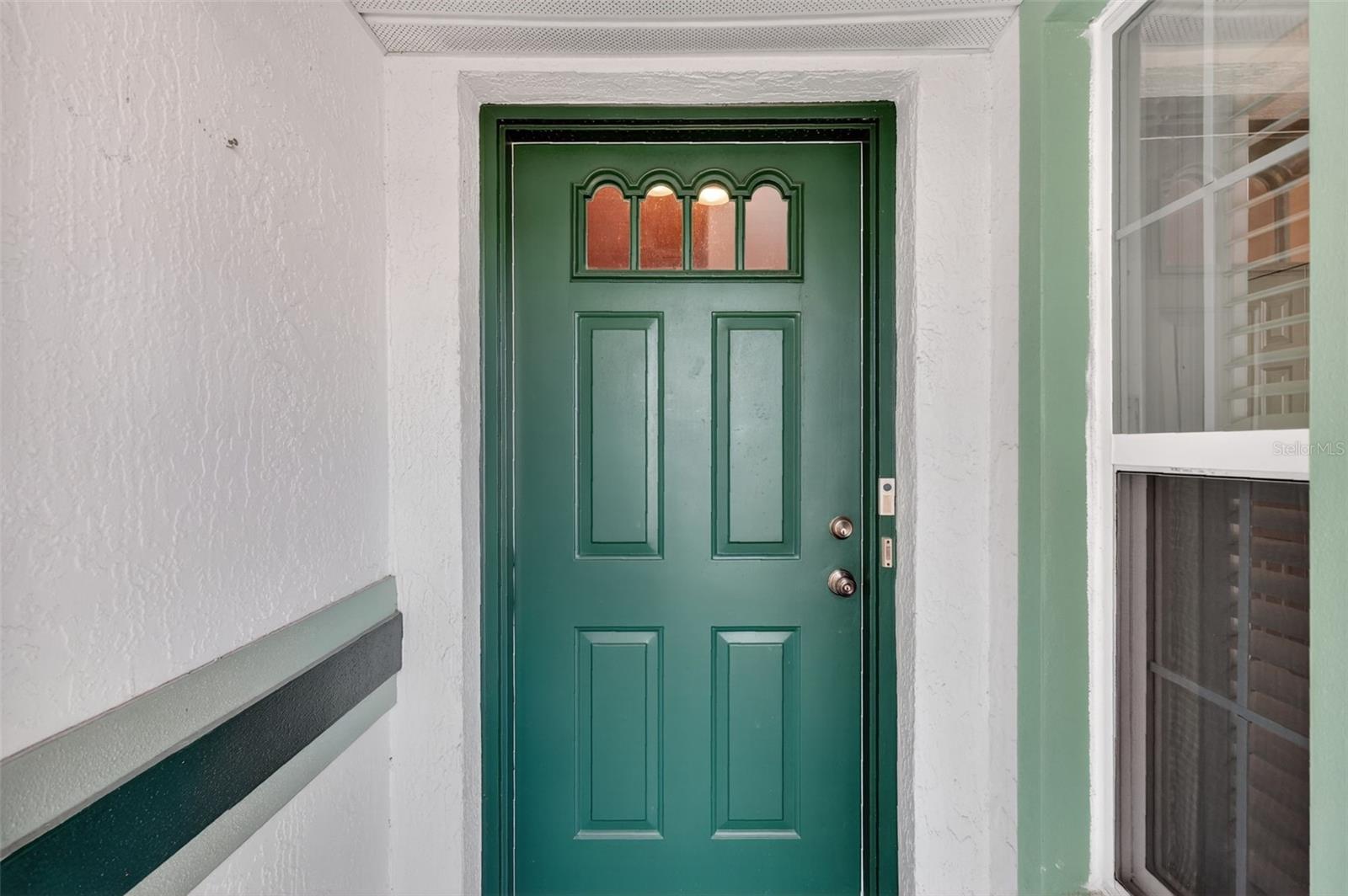 Image 11 of 68 For 21743 King John Street