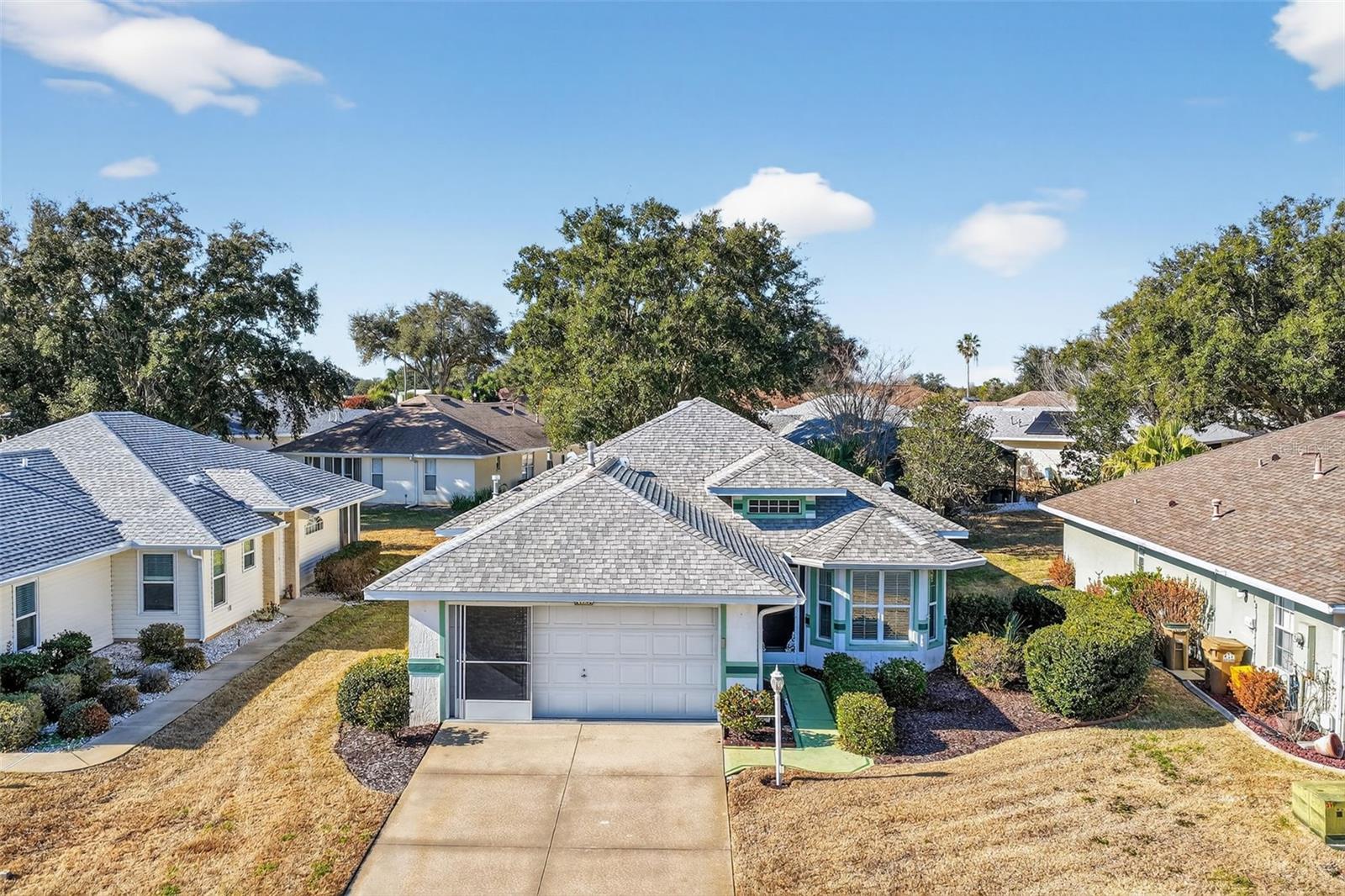 Image 2 of 68 For 21743 King John Street