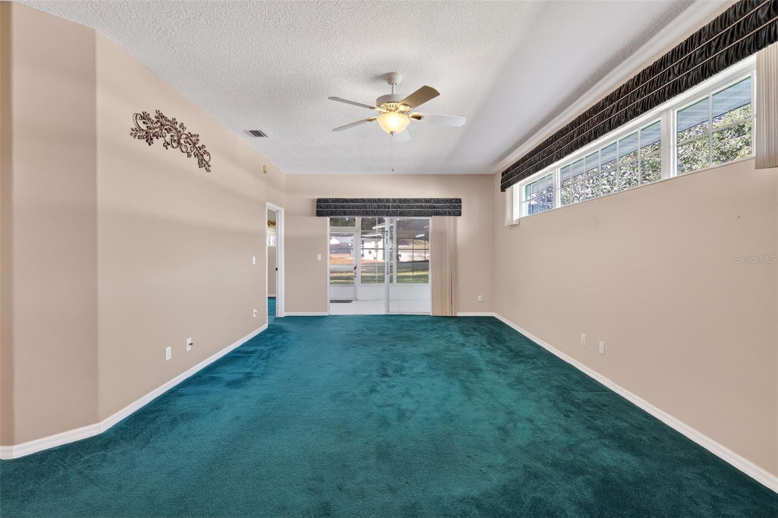 Image 20 of 68 For 21743 King John Street