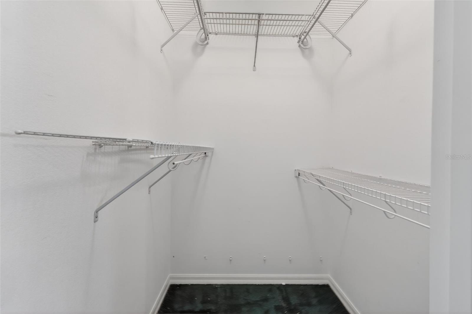 Image 33 of 68 For 21743 King John Street