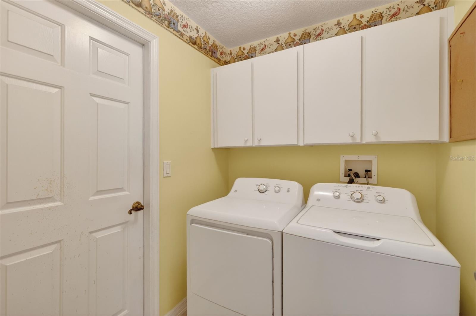 Image 40 of 68 For 21743 King John Street