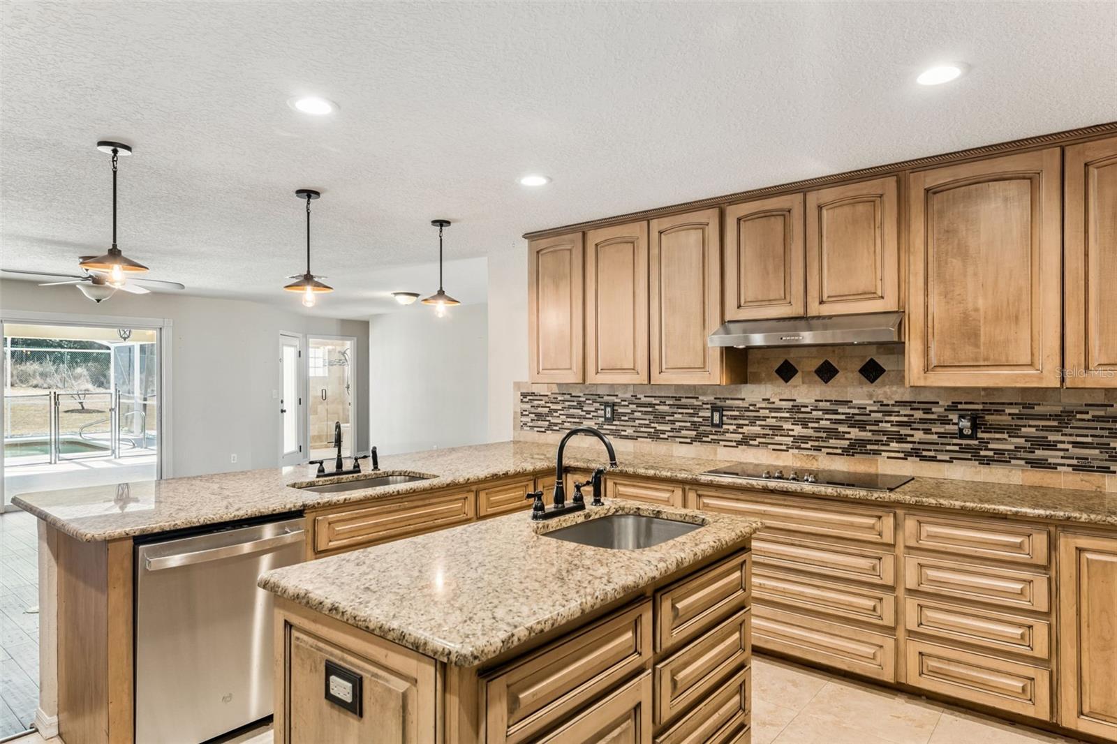 Image 13 of 56 For 12933 Sunset Avenue