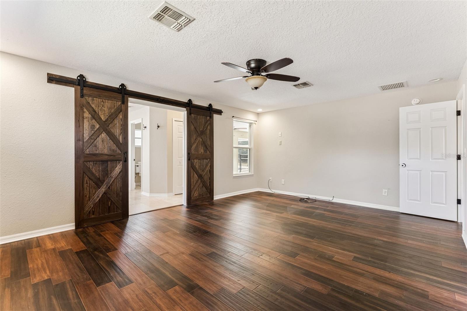 Image 17 of 56 For 12933 Sunset Avenue