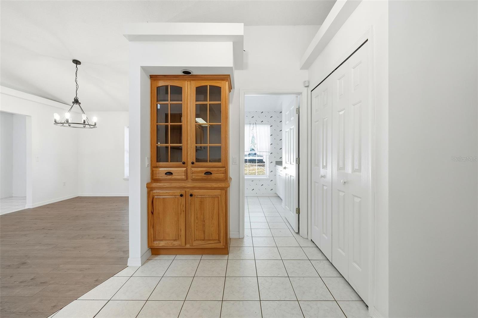 Listing photo id 19 for 36841 Reserve Drive